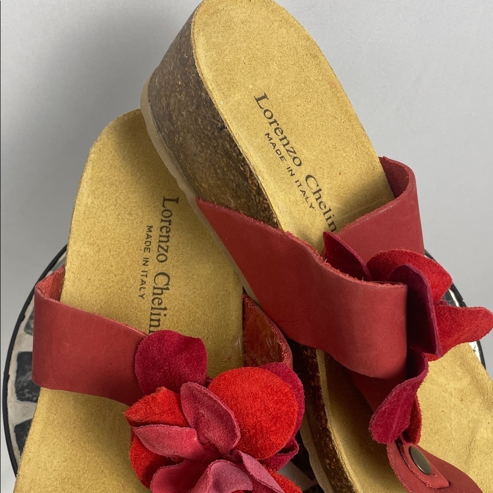 Lorenzo Red Floral Women's Sandals size 6 - Picture 3 of 4